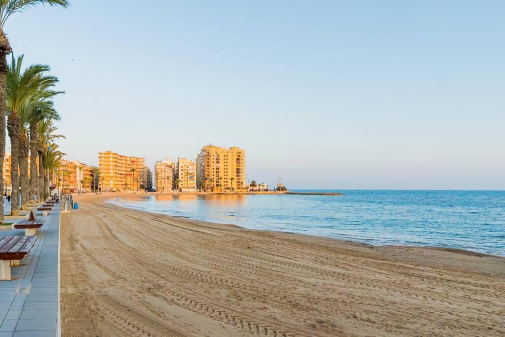 La Perla De Torreviejaアパートメント エクステリア 写真