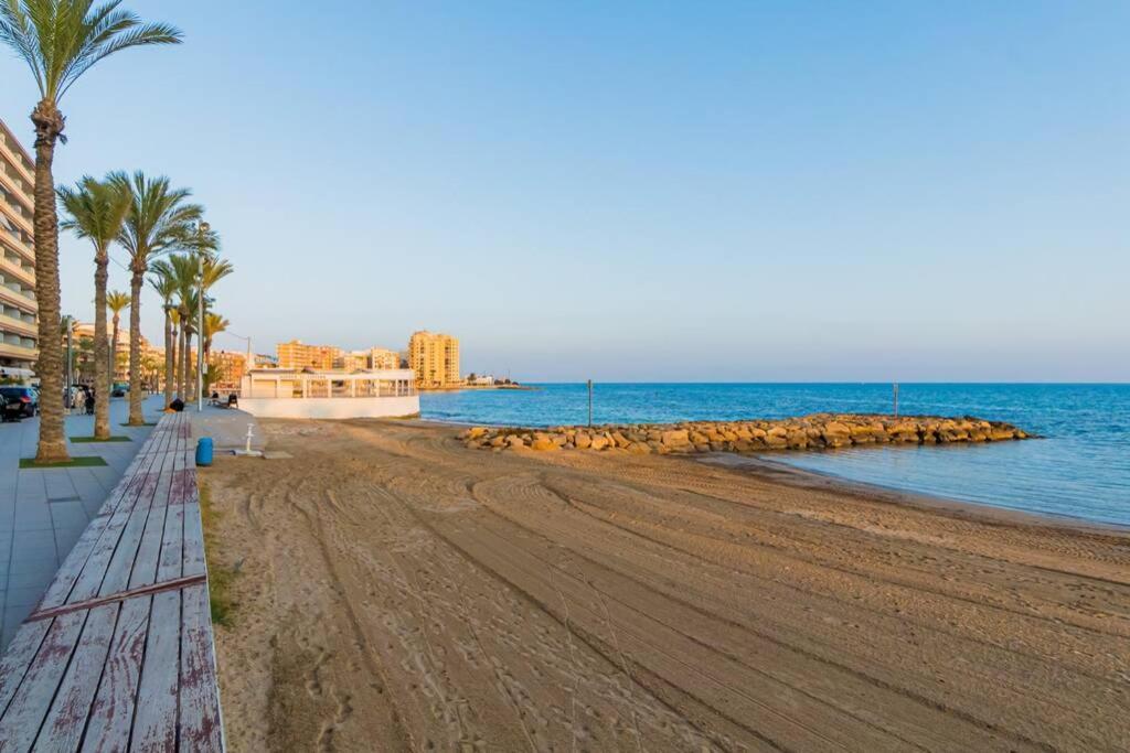 La Perla De Torreviejaアパートメント エクステリア 写真